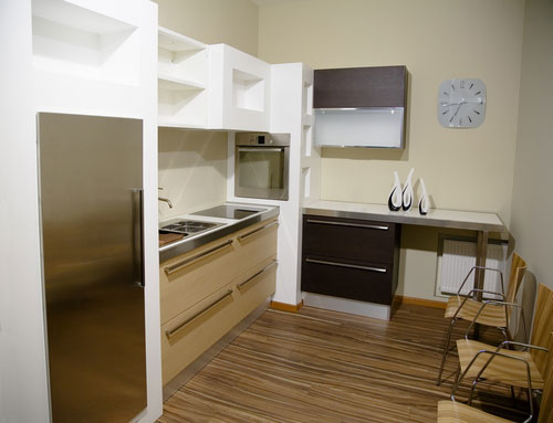 [small-kitchen-design-08.jpg]