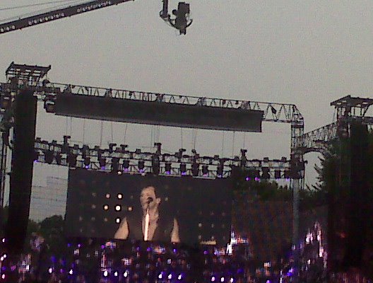 [Bon+Jovi+Concert.jpg]