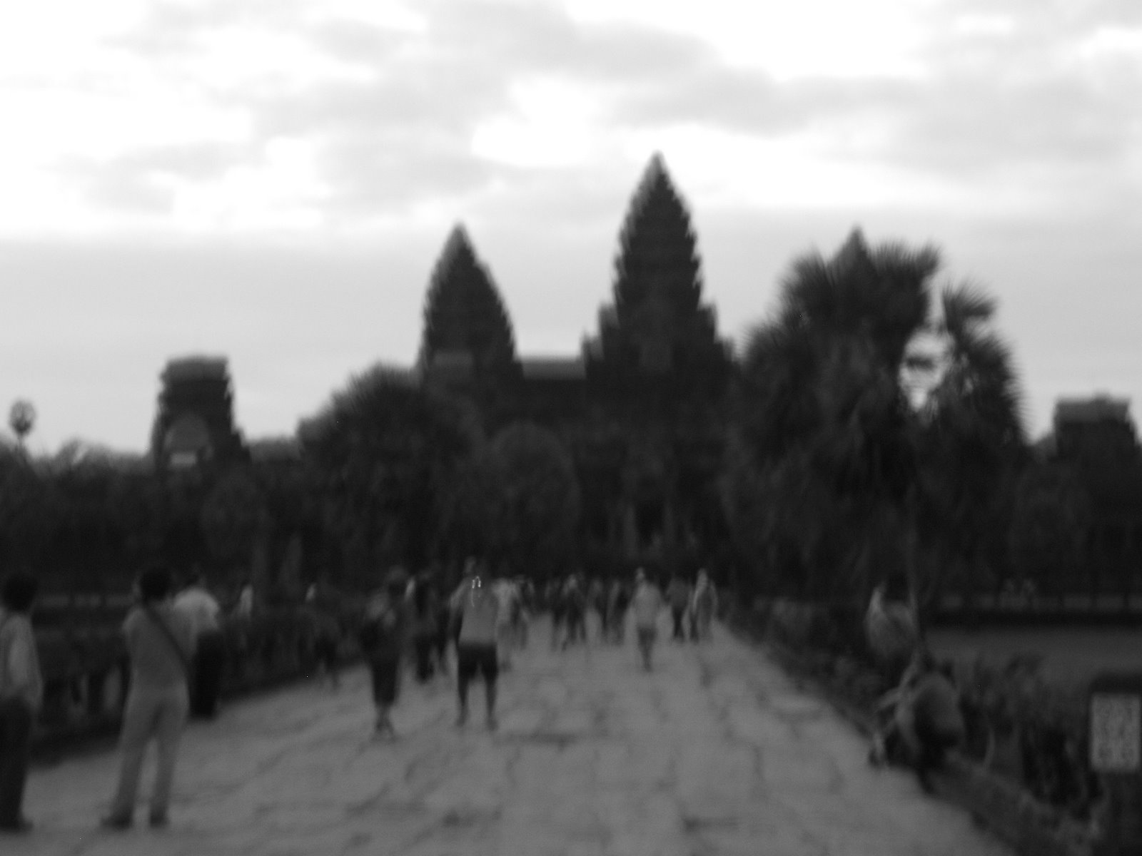 [BW+Angkor+Wat.JPG]