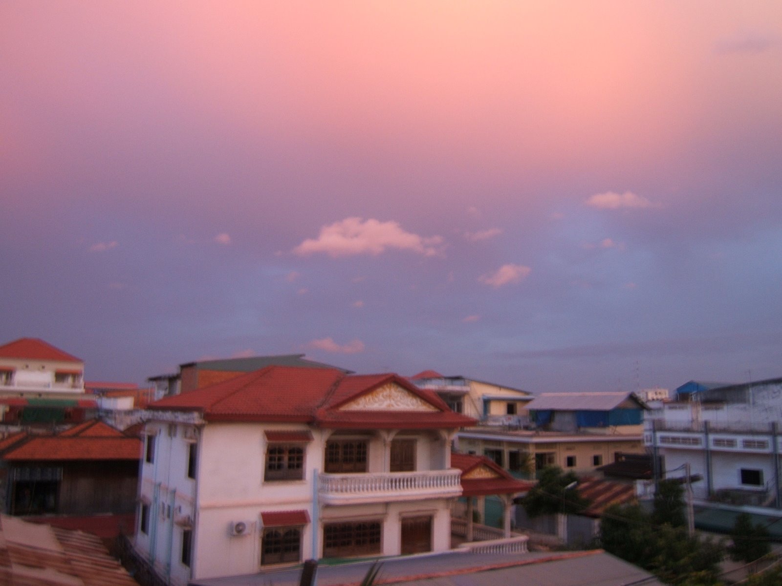 [Phnom+Penh--+Sunset2.JPG]