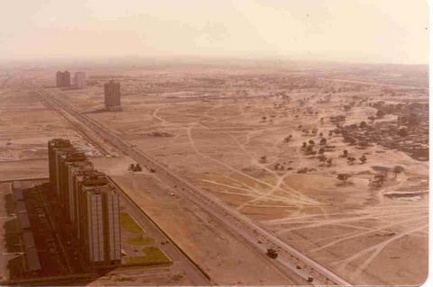 [Dubai1990-full.jpg]