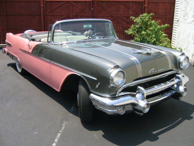 [1956+Pontiac+Starchief+Convertible.jpg]