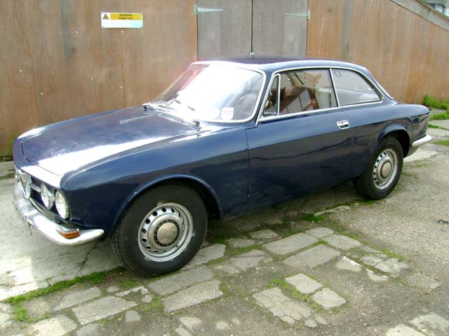 [1969+Affa+Romeo+1750GT.jpg]