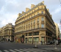 [200px-Paris-immeuble-avenue-opera.jpg]