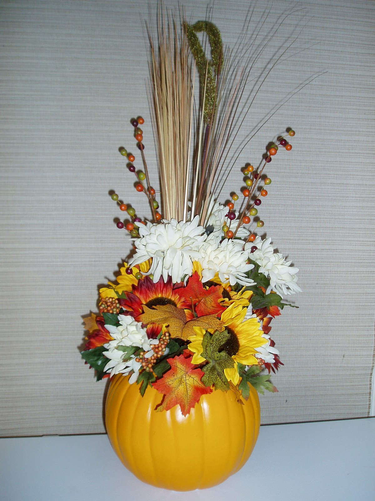 [Pumpkin+Flower+arrangement+003.jpg]