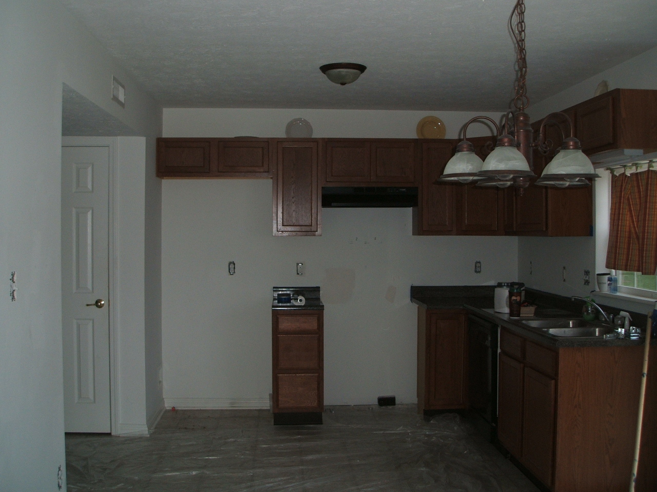 [Before+and+After+Kitchen+001.jpg]