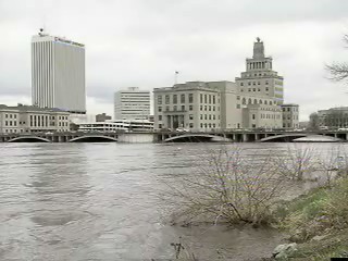 [kcrg-tv9-news-cedar-rapids-downtown-flood.jpg]