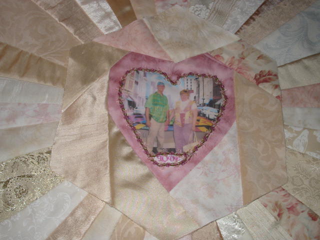 [Small+Center+Hexagon+Piecing+Completed.JPG]