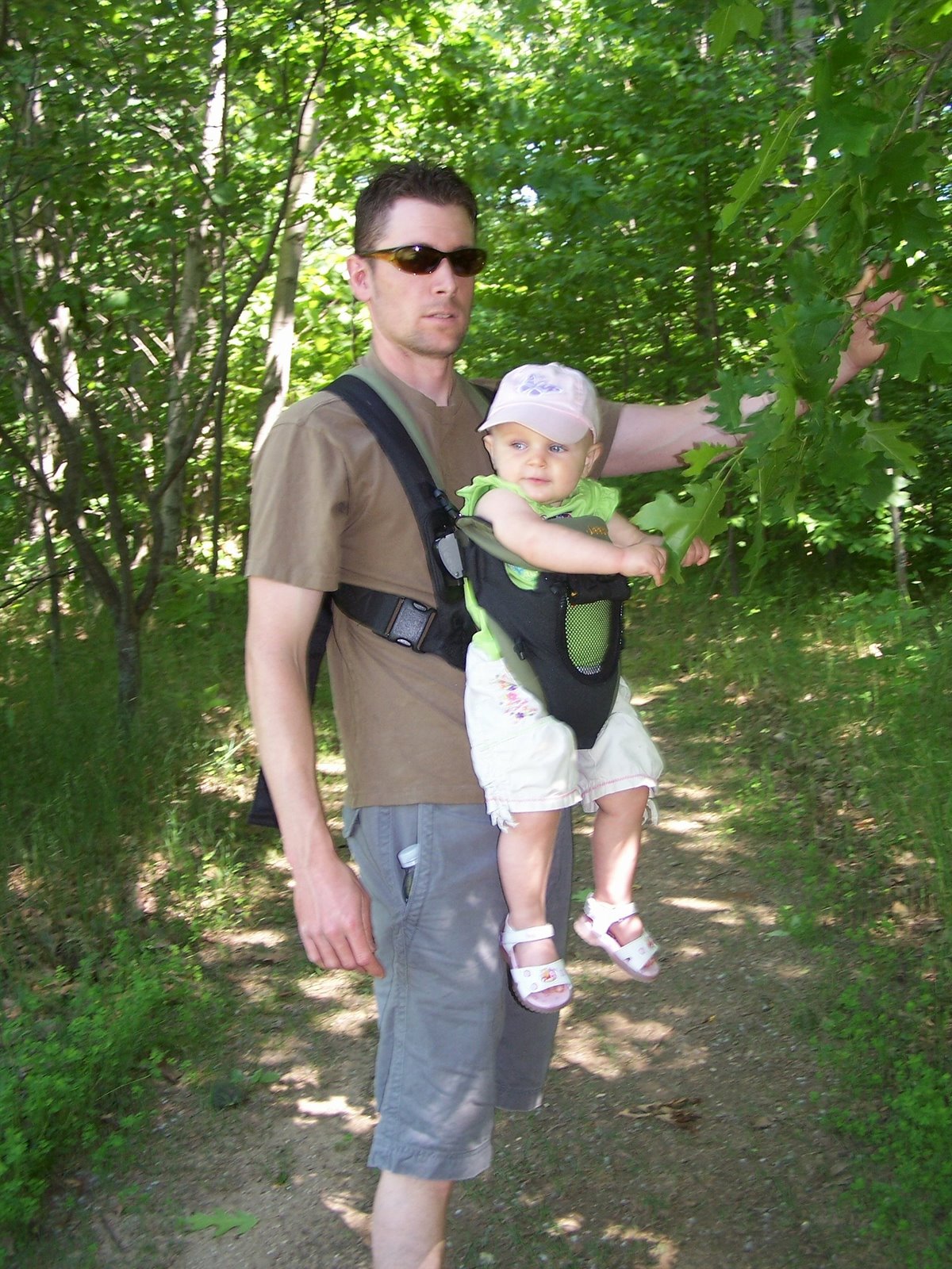 [Chloe+and+Daddy+Hiking.jpg]