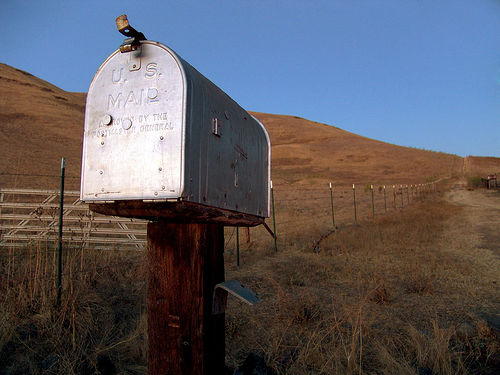 [mailbox+by+mrjoro.jpg]