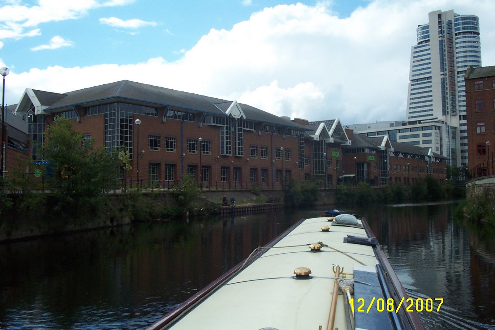 [Aug+2007+175+In+Leeds+City+Centre.jpg]