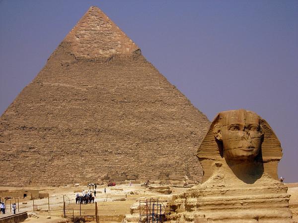 [540899-The-Sphinx-and-the-Pyramid-of-Khafre-0.jpg]