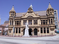 Port Elizabeth Library and Queen Victoria