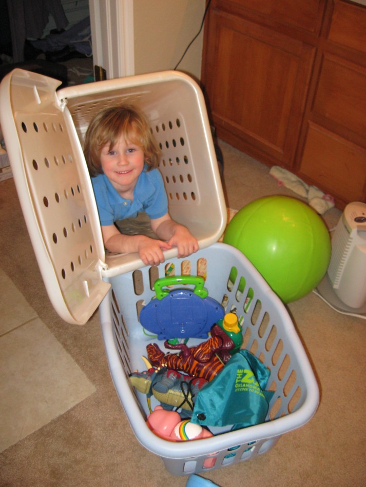 [laundry+baskets.JPG]