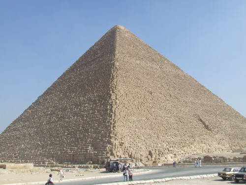 [pyramids01.JPG]