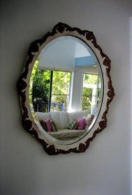 [mirror+via+absolutely+beautiful+things.jpg]