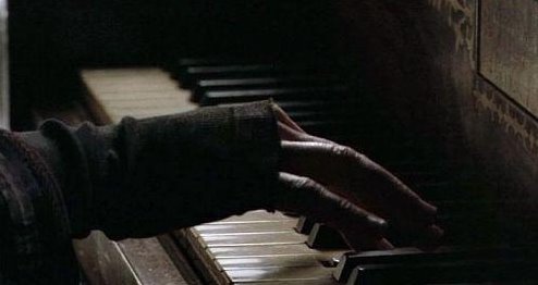 [...+Piano+...bmp]