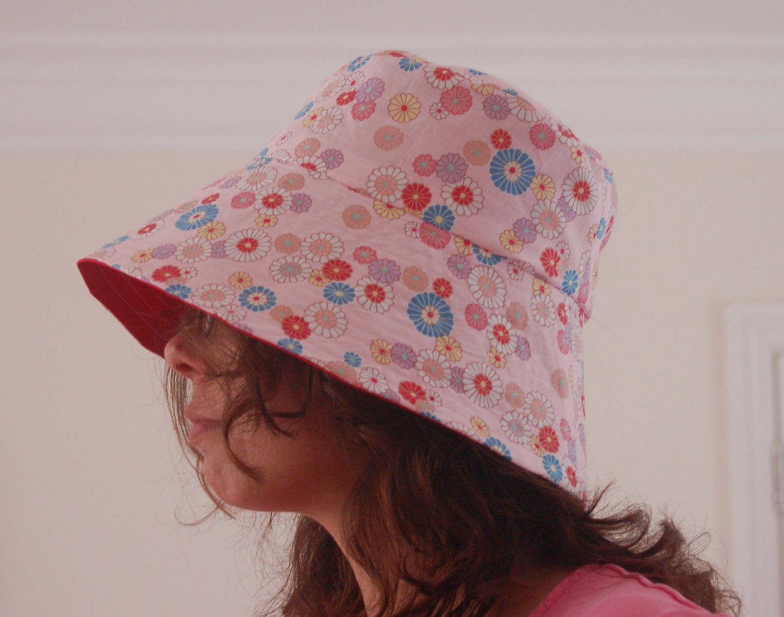 [Pink+hat.JPG]