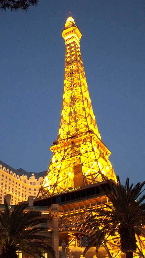 [Paris-EiffelTower.jpg]