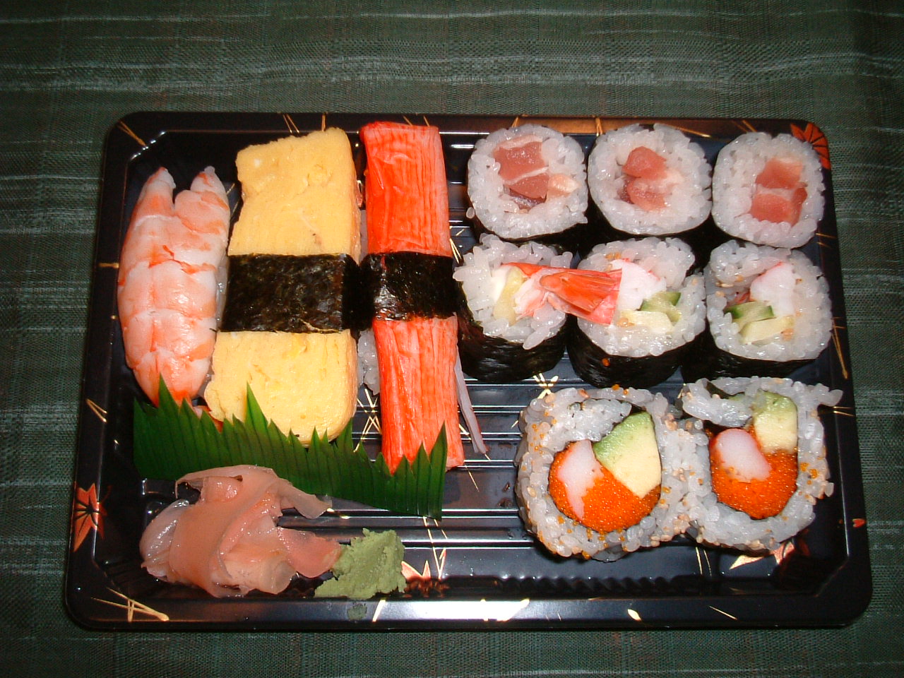 [sushi2-new.jpg]