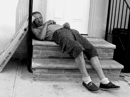 [NY-homeless-2.jpg]