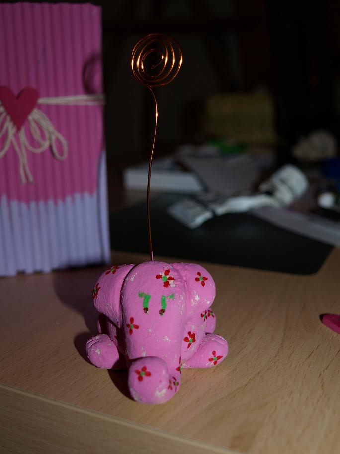 [pink+elefant.jpg]