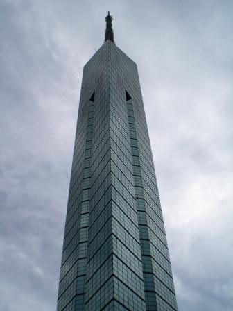 [fukuoka+tower.jpg]