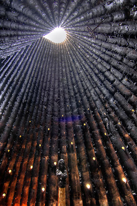 [zumthor-brother_claus_chapel-2.jpg]