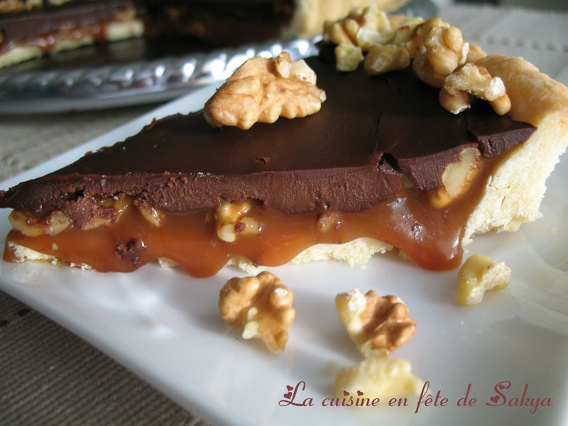 [tarte+choco+caramel+noix1.jpg]