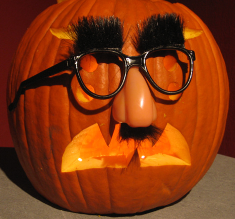 [GrouchoPumpkin.jpg]