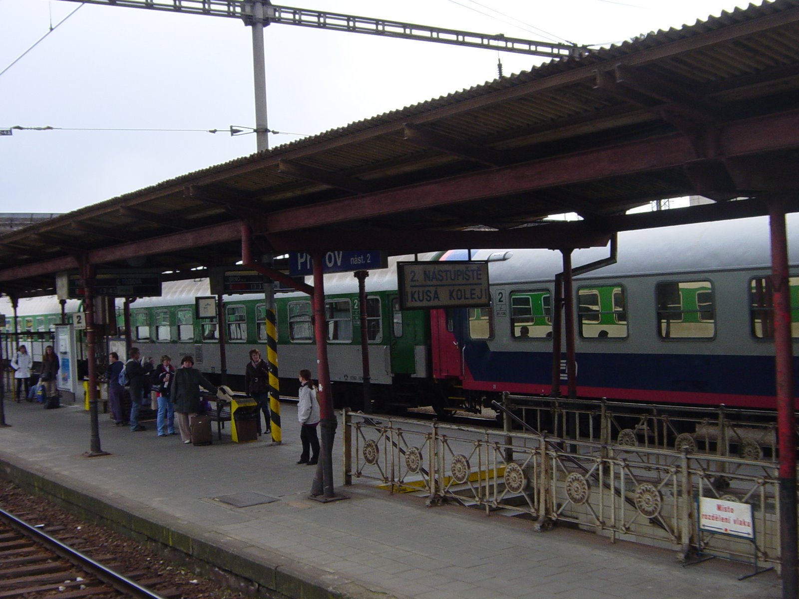 [Czech+Republic+train+station+-+Prerov.jpg]