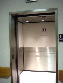[Hospital_Elevator.jpg]