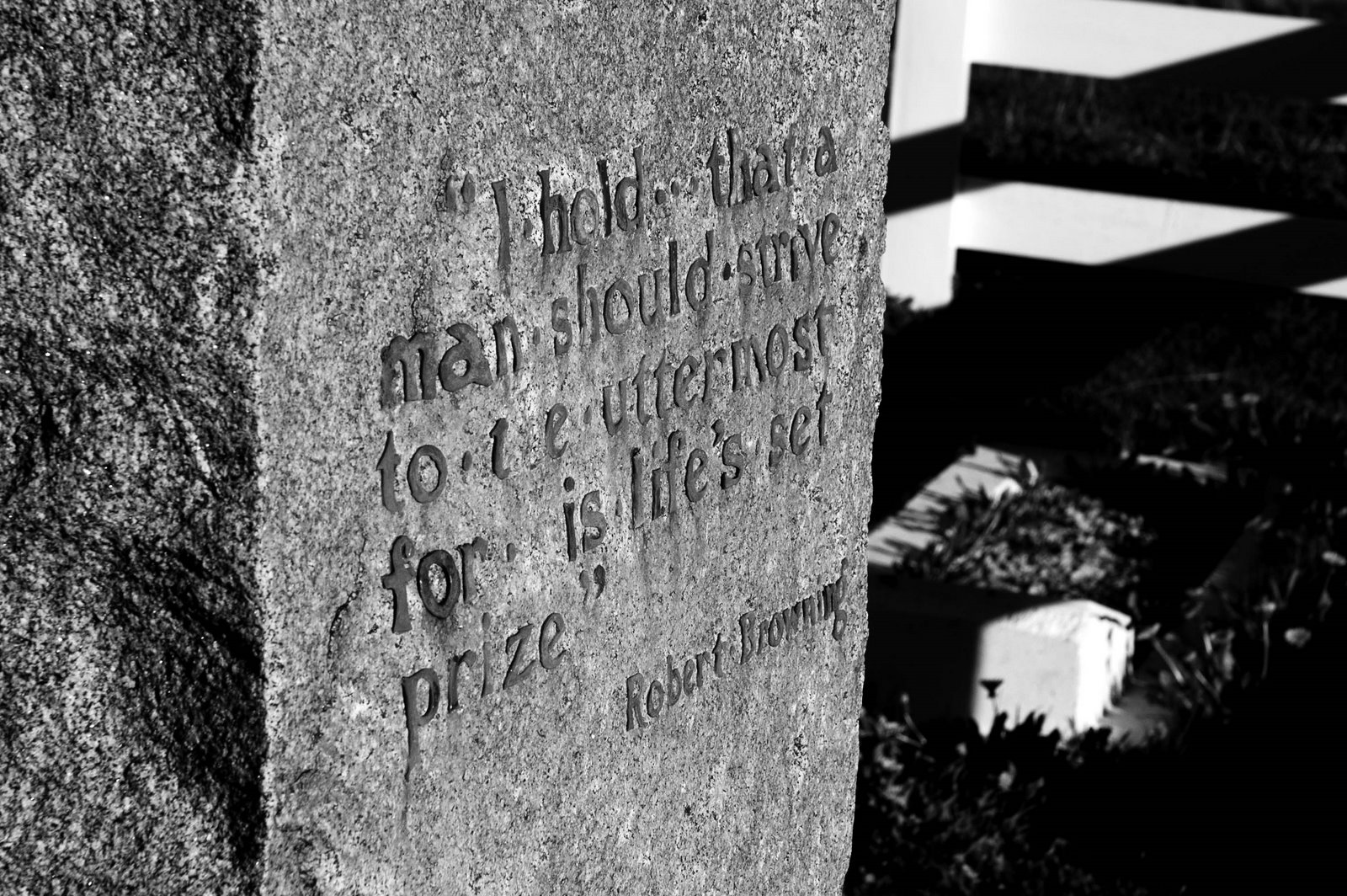 [Shackleton's+Grave+(obverse)+(b&w).jpg]