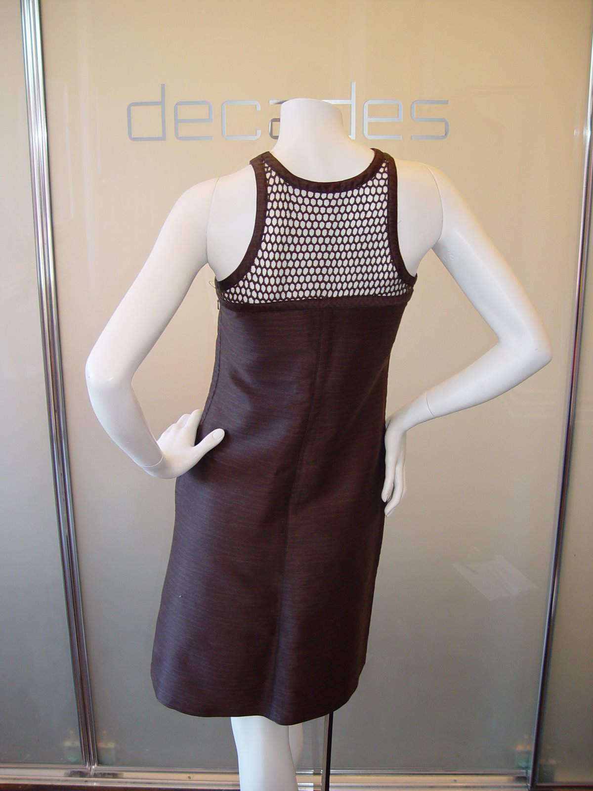 [COURREGES+PARIS+MID+70S+BROWN+POLISHED+COTTON+MADE+TO+LOOK+LIKE+SHANTUNG+DAY+DRESS+MARKED+SIZE+A.JPG+(1).JPG]
