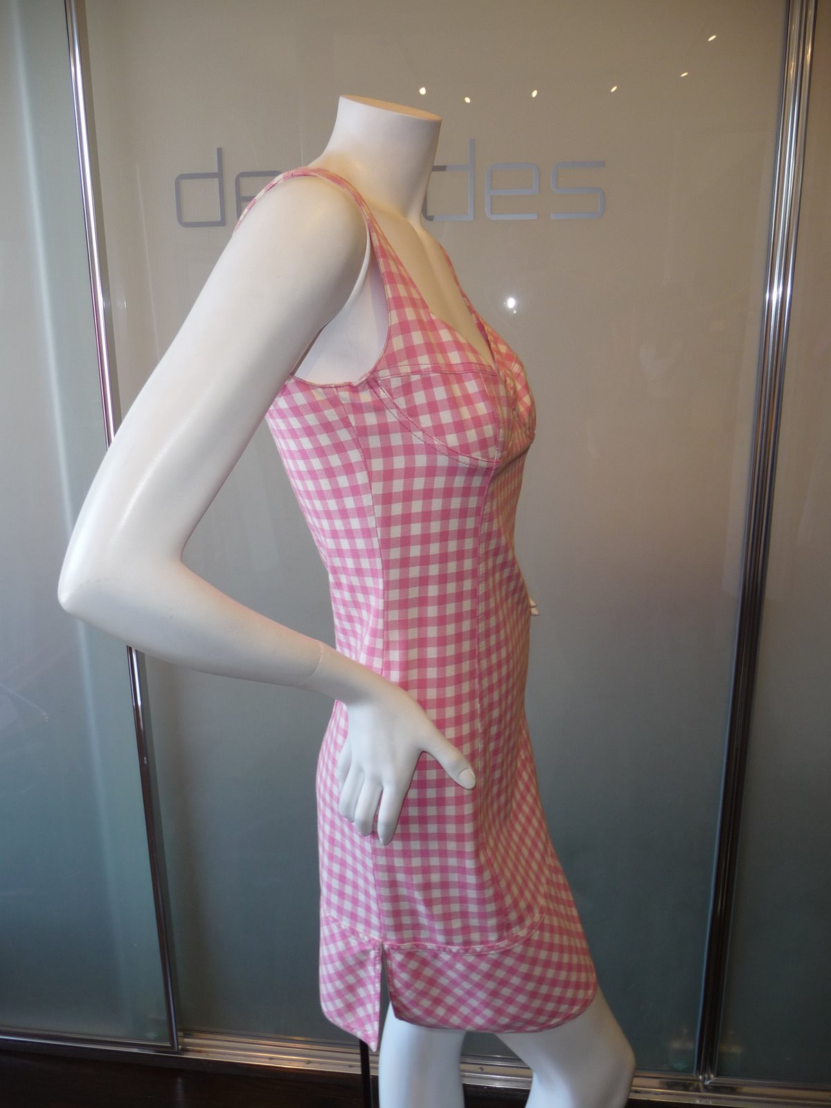 [EMANUEL+UNGARO+PINK+GINGHAM+SOLO+DONNA+DRESS+C+LATE+80S+RETIALED+BY+FRED+HEYMAN.JPG+(3).JPG]
