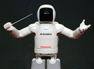 [ASIMO_Conducting_1.jpg]