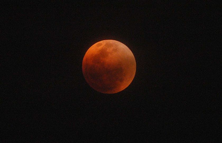 [lunar_eclipse.jpg2.jpg]