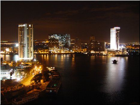 [02_04+A+night+scene+of+Nile+River+from+Seraton+Hotel+in+Cairo.jpg]