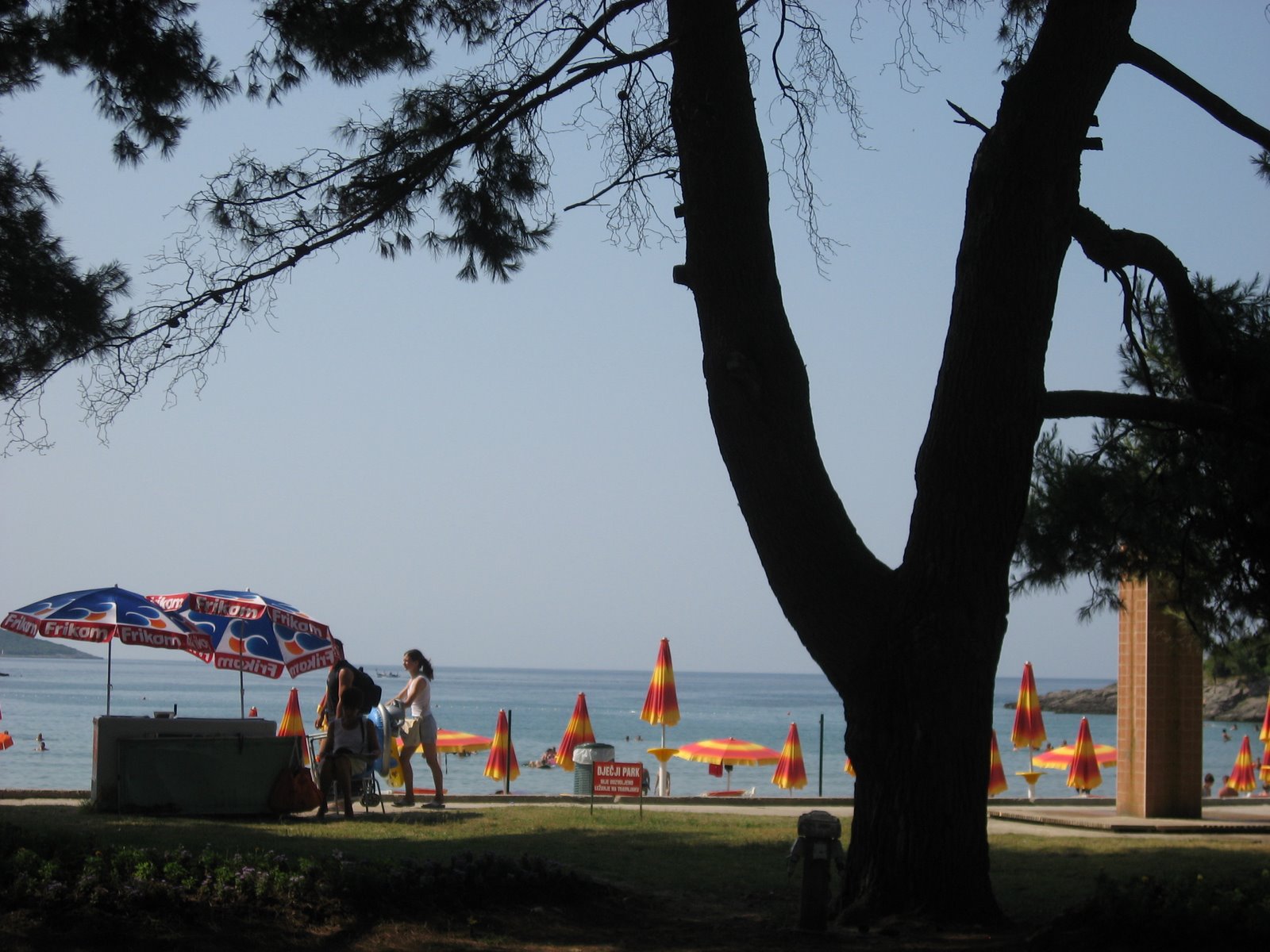 [Montenegro+summer+2007+055.jpg]