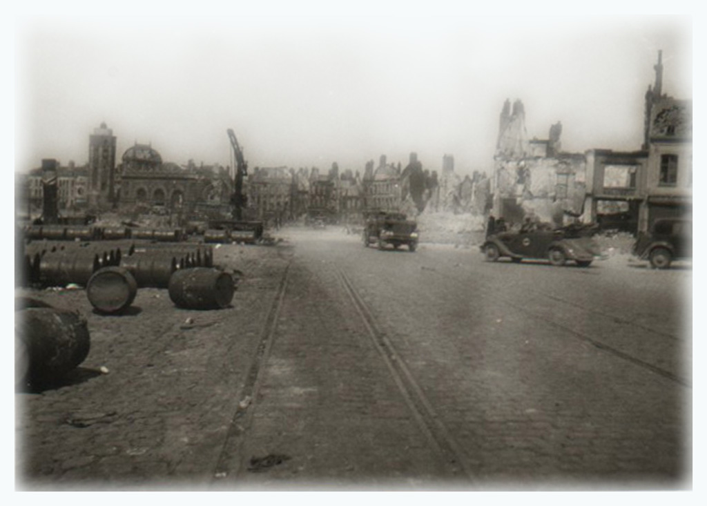 [Dunkerque+quai+hollandais+++Minck+1940.jpg]