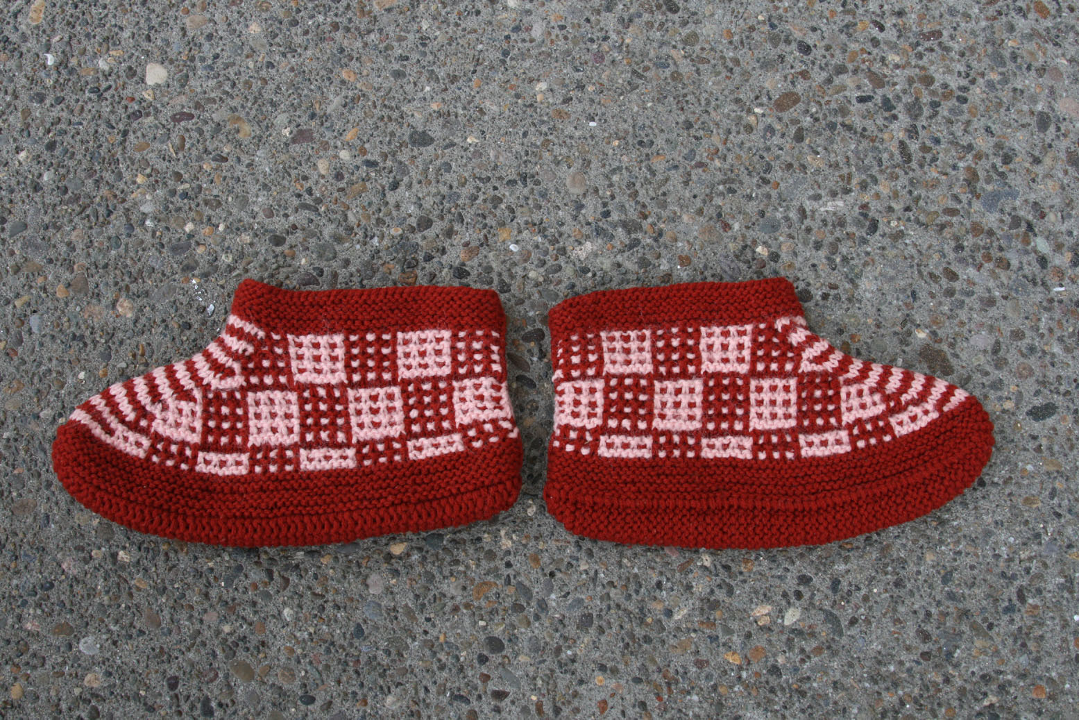 [Albanian+slippers+1.jpg]