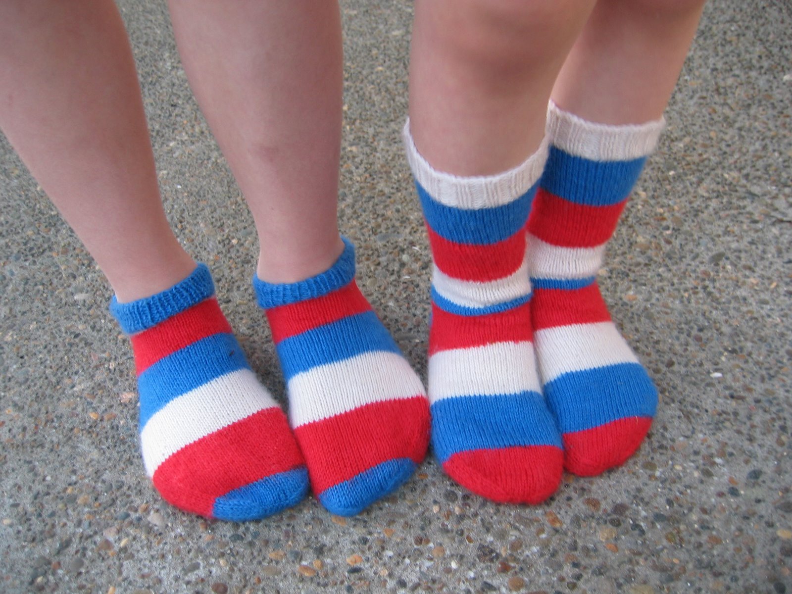 [Fourth+of+July+socks.jpg]