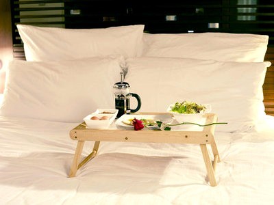 [breakfast+in+bed.jpg]