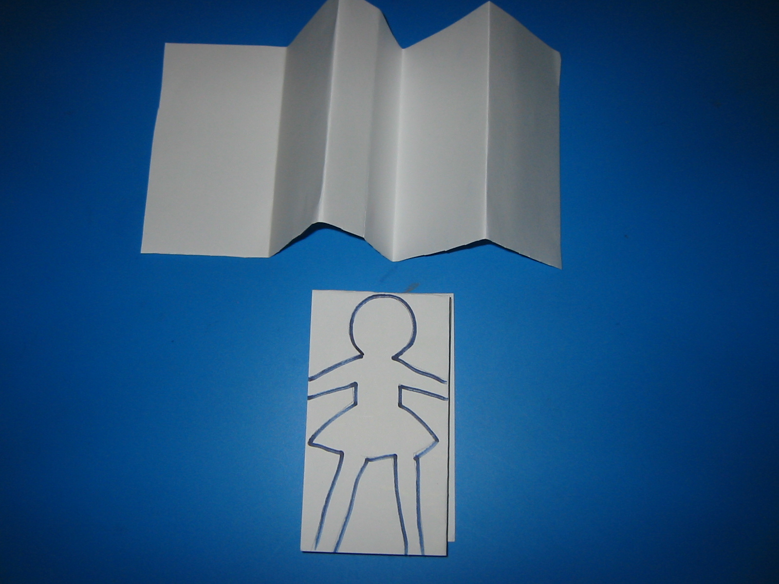 Paper Doll Cutous