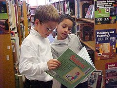 [kids+in+the+library.jpg]
