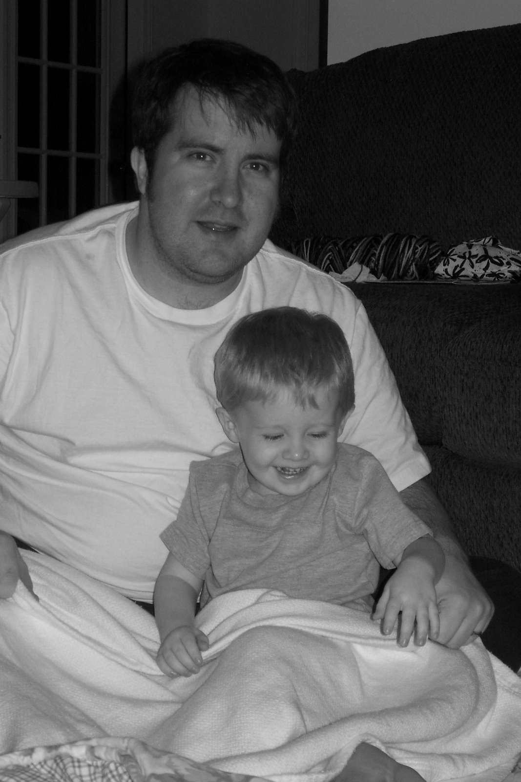 [Kyle+and+Daddy+in+B&W.jpg]