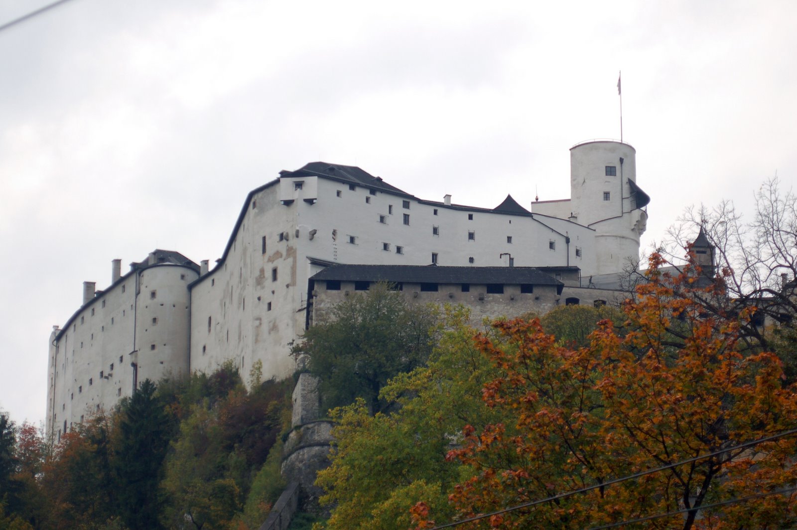 [302+salzburg+castle.jpg]