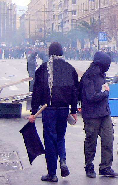 [2-2-2008_greece_anarchists_cancel_fascists_demo__014_.jpg]