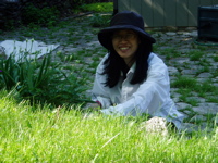 [Michiko+gardening.jpg]