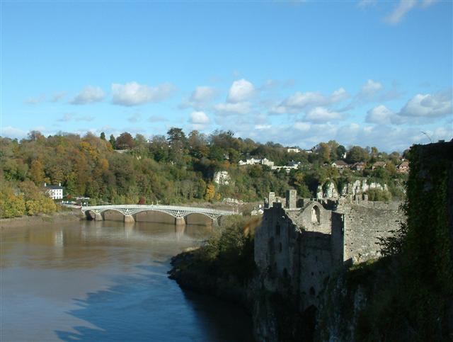 [View+of+England+from+Chepstow+castle+(Small).jpg]